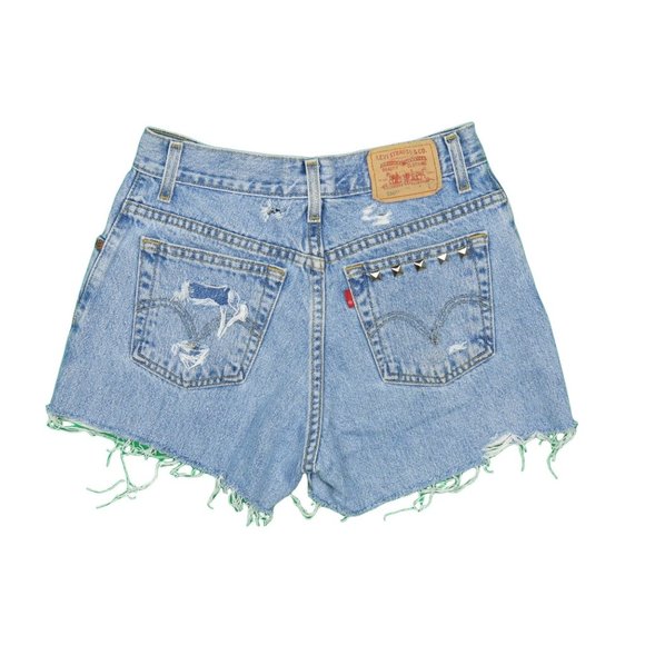 Vintage Levis 550 Distressed Shorts Sz. 27 - Picture 2 of 2